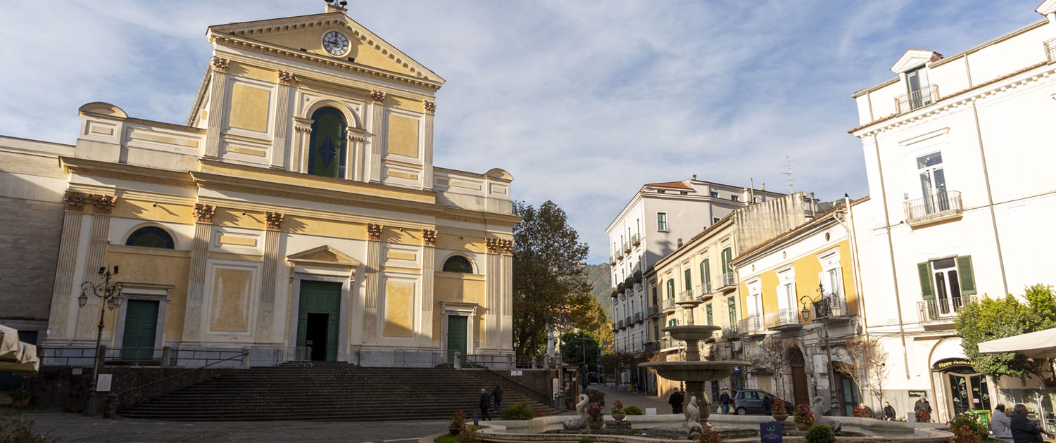 concattedrale-piazza-duomo-cavadetirreni