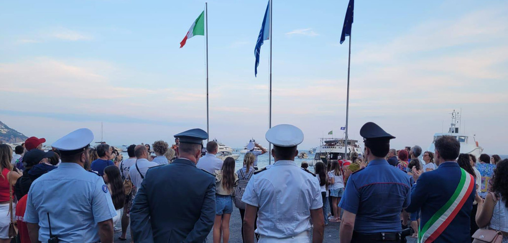 positano-celebrazione-bandiera-blu